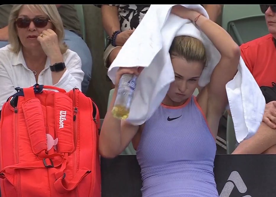 In a Twist of Fate, Qualifier Belinda Bencic Advances as Anna Kalinskaya Bows Out, Nursing an Injury, at Adelaide International