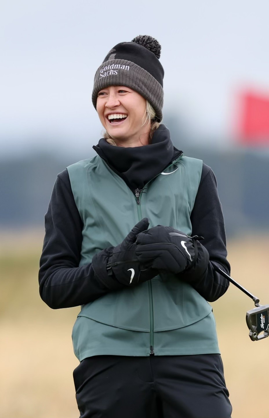 Vu Leads LPGA Arizona as Henderson Falls Back