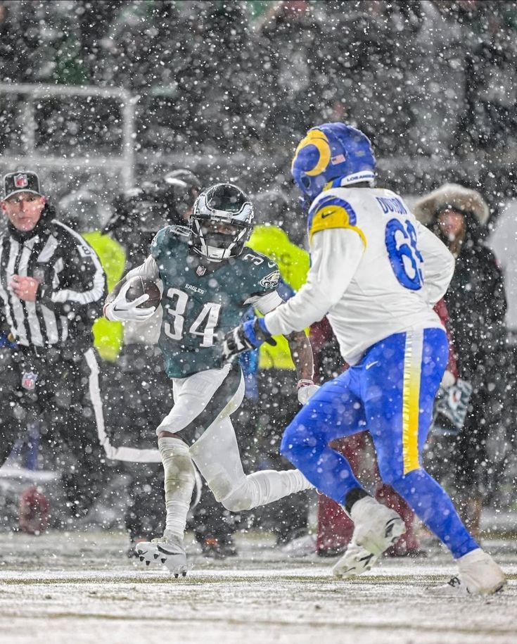 Eagles Already Fear “Tush Push Terminator” – 464-Pound Desmond Watson Could Be a Game-Changer
